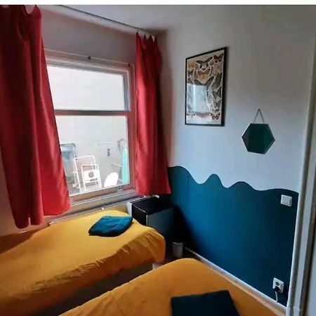 Nicole, Not For Parties, Not A Hotel, Room With Shared Bathroom, No Kitchen アムステルダム エクステリア 写真